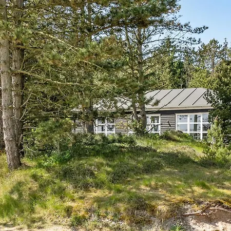 Svanborg - 3-7km From The Sea By Interhome