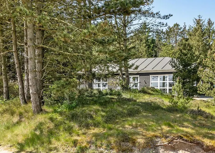 Svanborg - 3-7km From The Sea By Interhome